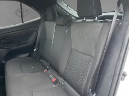 Photo 10 Toyota Yaris Hybride 1.5 HYBRID 116H DESIGN