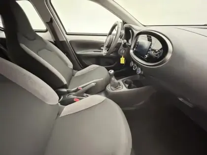 Photo 20 Toyota Aygo 1.0 VVT-i 72 Dynamic