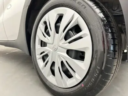 Photo 8 Toyota Aygo 1.0 VVT-i 72 Dynamic