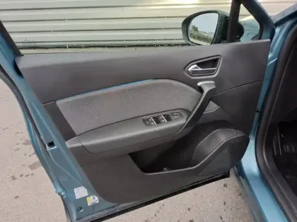 Photo 16 Renault Symbioz Nouveau E-Tech full hybrid 145 Techno