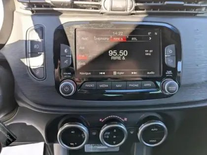 Photo 9 Alfa Romeo Giulietta  1.4 TB MultiAir 150ch Sportiva Stop&Start