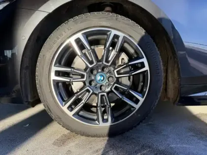 Photo 14 BMW Serie 5 Série 5 i5 340ch M Sport eDrive40