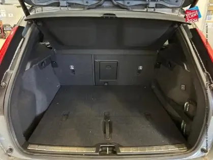 Photo 13 Volvo Xc40  D3 AdBlue 150ch R-Design Geartronic 8