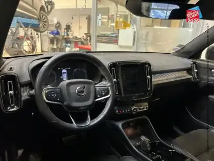 Photo 14 Volvo Xc40  D3 AdBlue 150ch R-Design Geartronic 8