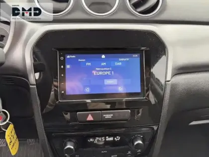 Photo 8 Suzuki Vitara  1.4 Boosterjet Hybrid 129ch Privilège