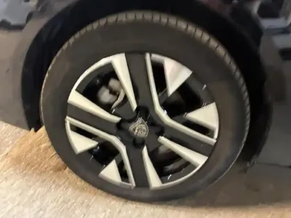 Photo 9 Peugeot 208  1.2 100ch S&S Allure