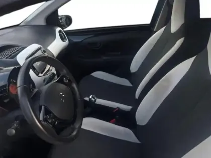 Photo 6 Citroën C1  VTi 72 S&S Urban Ride 5p E6.d-TEMP