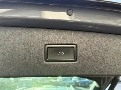 Photo 5 Volkswagen Tiguan  2.0 TDI 150ch Elegance DSG7