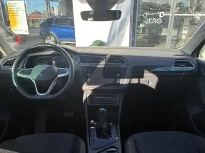 Photo 11 Volkswagen Tiguan  2.0 TDI 150ch Elegance DSG7