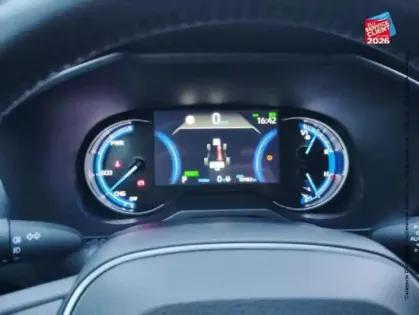 Photo 11 Toyota Rav4  2.5 Hybride 218ch Dynamic Business 2WD + Programme Beyond Zero Academy MY22