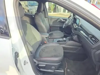 Photo 10 Ford Kuga  2.5 Duratec 190ch FHEV E85 ST-Line X BVA