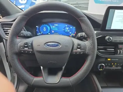 Photo 14 Ford Kuga  2.5 Duratec 190ch FHEV E85 ST-Line X BVA