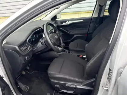 Photo 10 Ford Focus  SW 1.0 EcoBoost mHEV 125ch Titanium X Business