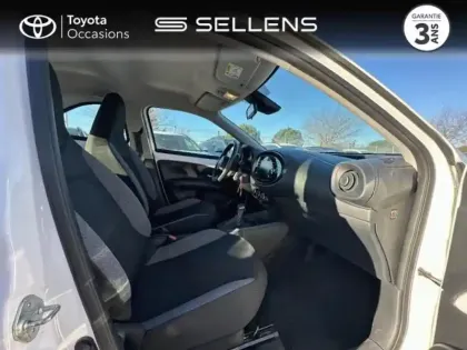 Photo 5 Toyota Aygo  X 1.0 VVT-i 72ch Dynamic S-CVT