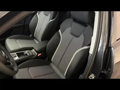 Photo 9 Audi Q2  35 TFSI 150ch Design S tronic 7