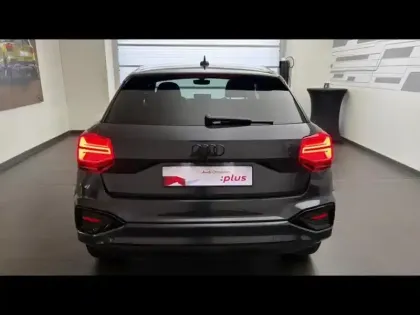 Photo 5 Audi Q2  35 TFSI 150ch Design S tronic 7