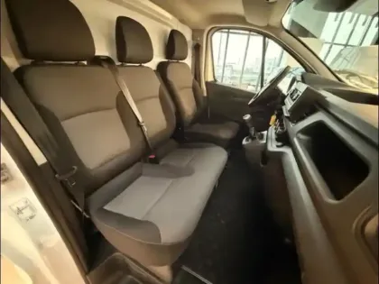 Photo 8 Renault Trafic  Fg L2H1 3T 2.0 Blue dCi 130ch Confort (21249?ht)