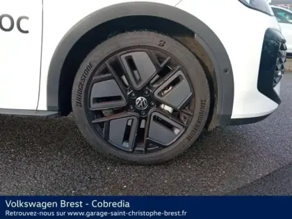 Photo 13 Volkswagen T-roc  1.5 eTSI 150ch R-Line DSG7