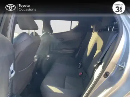 Photo 10 Toyota C-HR  2.0 Hybride 184ch Design Ultimate E-CVT