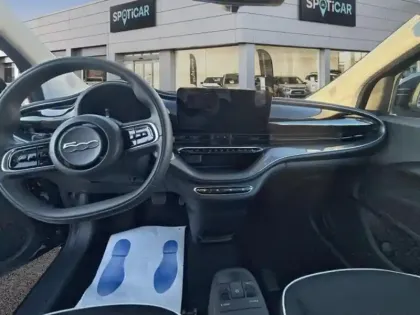 Photo 7 Fiat 500  e 118ch Pack Confort MY23