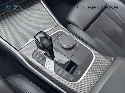 Photo 29 BMW Serie 3 Série 3 Touring 320dA MH xDrive 190ch M Sport