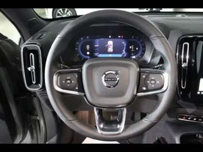 Photo 13 Volvo XC40  B3 163ch Lounge Edition DCT 7
