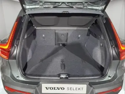 Photo 18 Volvo XC40  B3 163ch Lounge Edition DCT 7
