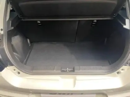 Photo 14 Suzuki Swift  1.2 Hybrid 83ch Privilège Auto