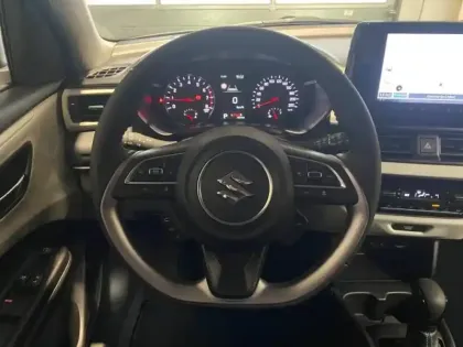 Photo 8 Suzuki Swift  1.2 Hybrid 83ch Privilège Auto