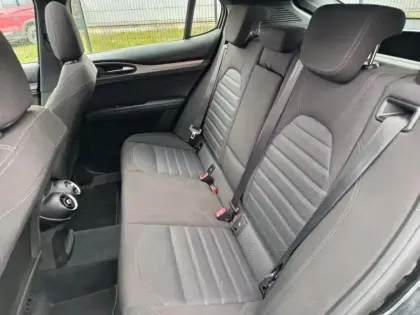 Photo 7 Alfa Romeo Stelvio Gén. I Ph1 Sprint 5