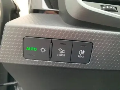 Photo 14 Audi A1  Sportback 25 TFSI 95ch Design S tronic 7