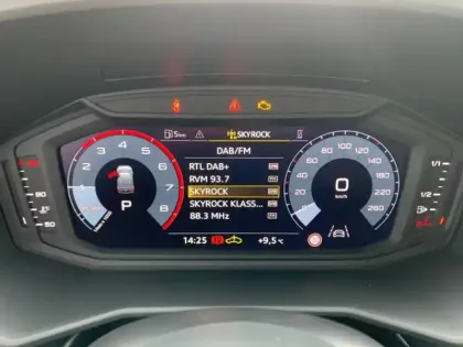 Photo 10 Audi A1  Sportback 25 TFSI 95ch Design S tronic 7