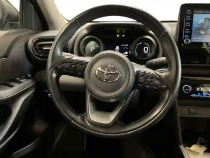 Photo 13 Toyota Yaris  Cross 116h Dynamic MY22