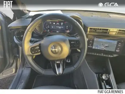 Photo 5 Alfa Romeo Junior  1.2 Ibrida 136ch Premium DCT6