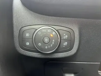 Photo 11 Ford Fiesta  1.0 EcoBoost 95ch Titanium 5p