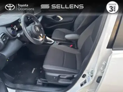 Photo 10 Toyota Yaris  116h Design 5p MY22