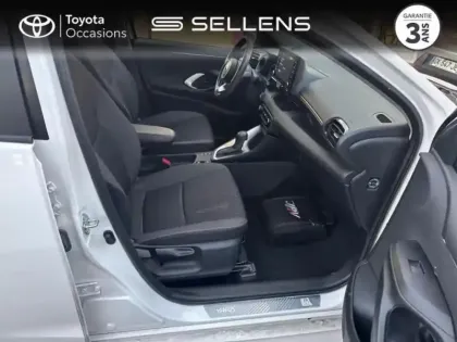 Photo 5 Toyota Yaris  116h Design 5p MY22