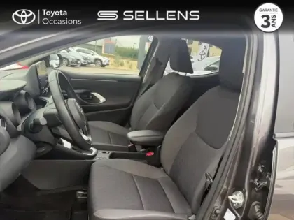 Photo 10 Toyota Yaris  116h Design 5p MY22