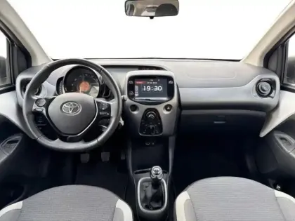 Photo 9 Toyota Aygo  1.0 VVT-i 72ch x-play 5p MY21