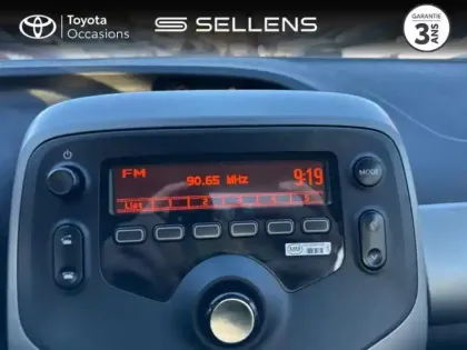 Photo 14 Toyota Aygo  1.0 VVT-i 69ch x-play 5p