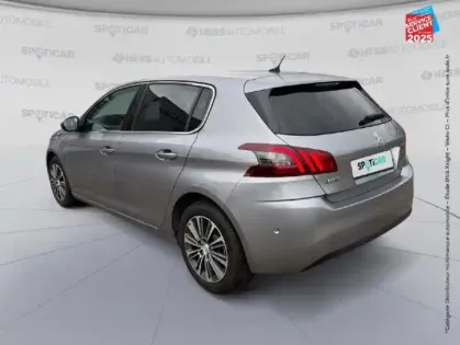 Photo 7 Peugeot 308  1.2 PureTech 130ch S/S Roadtrip EAT8 GPS Camera