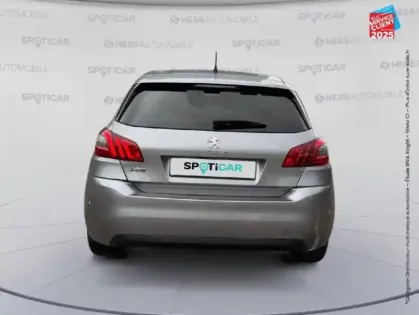 Photo 6 Peugeot 308  1.2 PureTech 130ch S/S Roadtrip EAT8 GPS Camera