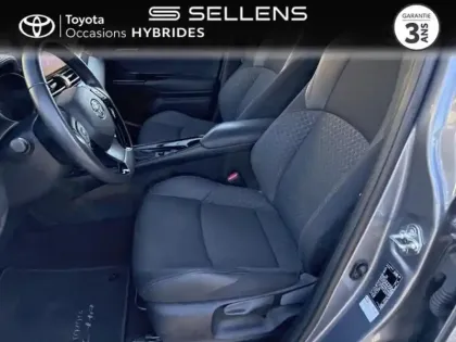 Photo 10 Toyota C-HR  1.8 Hybride 122ch Design E-CVT