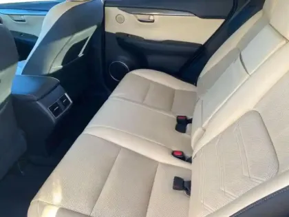 Photo 11 Lexus Nx  300h 4WD Luxe Euro6d-T