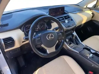 Photo 12 Lexus Nx  300h 4WD Luxe Euro6d-T