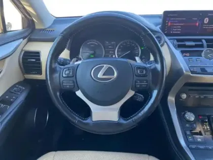 Photo 13 Lexus Nx  300h 4WD Luxe Euro6d-T