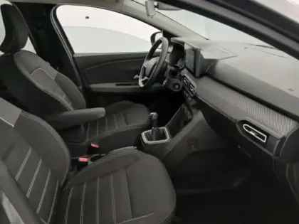 Photo 13 Dacia Jogger  1.0 ECO-G 100ch Expression 7 places