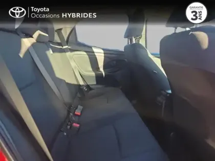 Photo 6 Toyota Yaris  116h Design ROUGE ALLURE