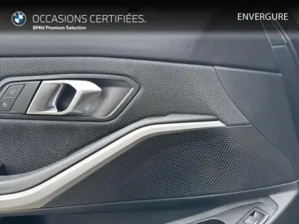 Photo 13 BMW Serie 3 Série 3 Touring 318dA MH 150ch Lounge