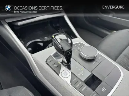 Photo 14 BMW Serie 3 Série 3 Touring 318dA MH 150ch Lounge